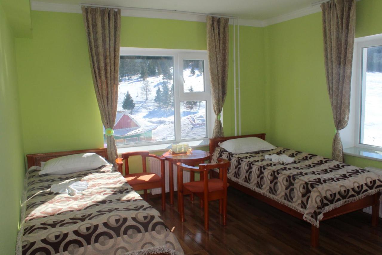 Hotel Sara'S Camp Zuunmod Esterno foto